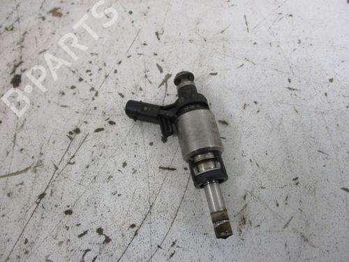 Used Injector VW GOLF VI (5K1) 2.0 GTi (210 hp) 18798482