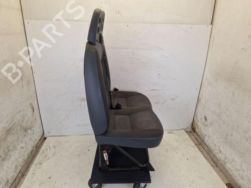 Right front seat PEUGEOT BOXER Van 2.2 HDi 120 | BP29102101C16