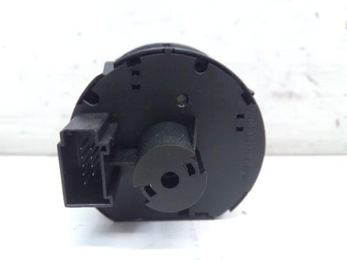 Headlight switch VW TIGUAN (5N_) 2.0 TDI 4motion | BP37134704I24 - Image 5