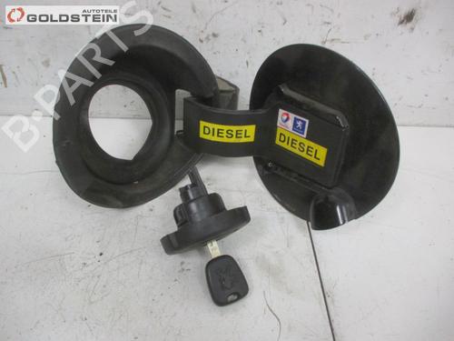 fuel-flap-peugeot-308-sw-i-4e_-4h_-16-hdi-2007-2008-2009-2010-2011-2012-2013-2014-18764161 main image