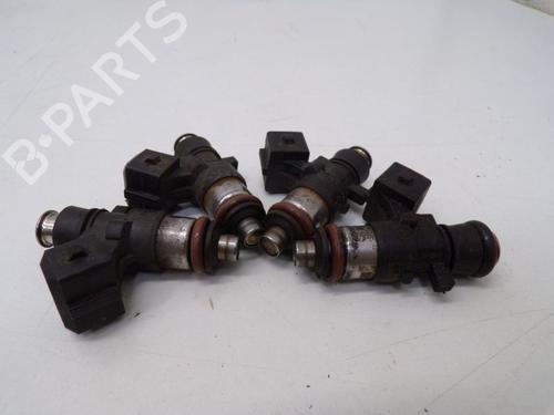 Used Injector RENAULT CLIO III (BR0/1, CR0/1) 1.2 16V (BR02, BR0J, BR11, CR02, CR0J, CR11) (75 hp) 18807396