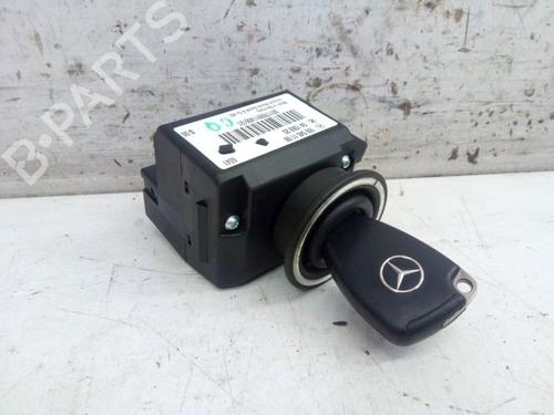 Used Ignition barrel MERCEDES-BENZ A-CLASS (W169) A 150 (169.031, 169.331) (95 hp) 28001595