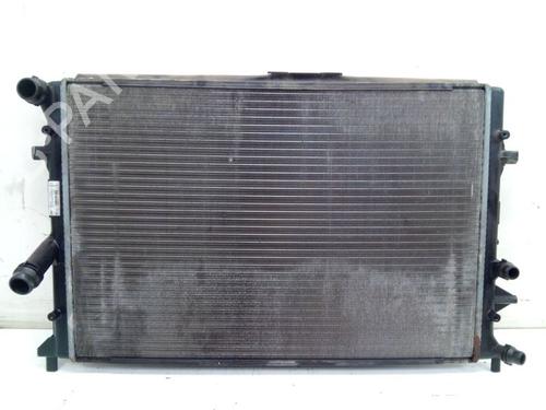 water-radiator-vw-golf-plus-v-5m1-521-2004-2005-2006-2007-2008-2009-2010-2011-2012-2013-37134927 main image