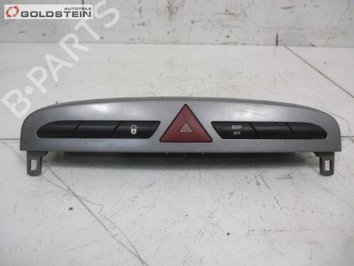 switch-peugeot-308-sw-i-4e_-4h_-2007-2008-2009-2010-2011-2012-2013-2014-37108174 main image
