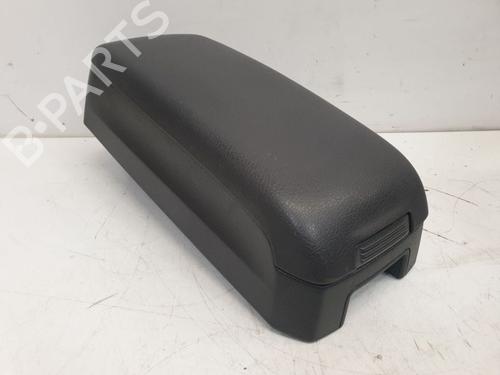 Used Armrest / Center console Armrest / Center console JEEP COMPASS (MK49) 2.0 (156 hp) 33618628 33618628