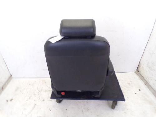 Rear seat MITSUBISHI GRANDIS (NA_W) 2.0 DI-D (NA8W) | BP18802435C17 