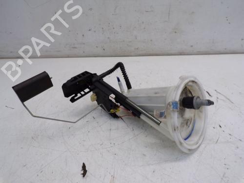 Used Fuel pump BMW 5 (E60) 530 i (258 hp) 24133401