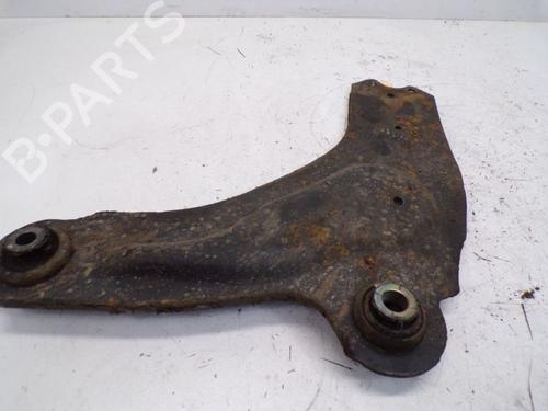 Used Right front suspension arm OPEL VIVARO A Van (X83) 1.9 DI (F7) (80 hp) 18801531