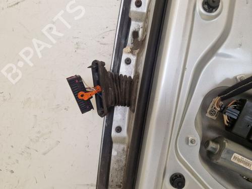 Right rear door VW GOLF PLUS V (5M1, 521) 2.0 TDI 16V | BP29102376C5 