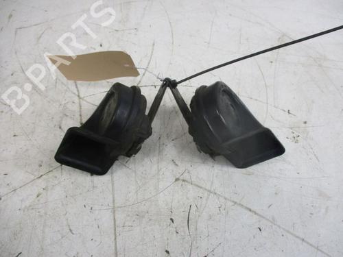 Used Horn MERCEDES-BENZ A-CLASS (W169) A 170 (169.032, 169.332) (116 hp) 18797041