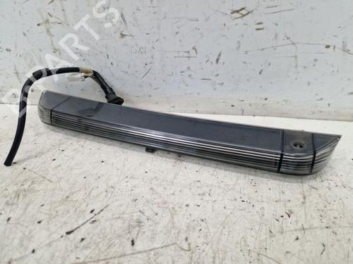 Used Third brake light MITSUBISHI GRANDIS (NA_W) 2.0 DI-D (NA8W) (136 hp) 29100305