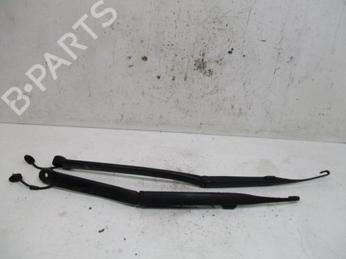 front-windshield-wiper-arm-infiniti-fx-2002-2003-2004-2005-2006-2007-2008-40163833 main image