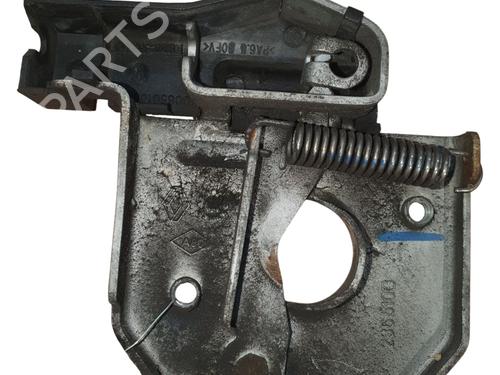 Used Hood lock RENAULT CLIO II (BB_, CB_) 1.4 16V (B/CB0P, BB13) (98 hp) 28483692