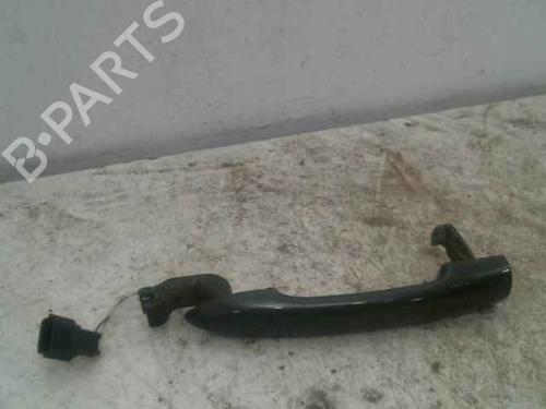 Høyre foran utvendig håndtak RENAULT LAGUNA III (BT0/1) 2.0 dCi (BT07, BT0J, BT14, BT1A, BT1S) (131 hp) 24903075
