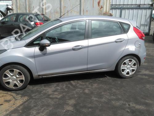 Right headlight FORD FIESTA VI (CB1, CCN) 1.4 TDCi | BP25206843C29 
