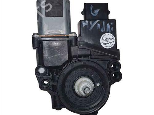 left-front-window-motor-hyundai-santa-fe-iii-dm-dma-2012-2013-2014-2015-2016-2017-2018-25012712 main image