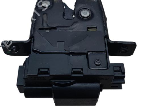 Used Tailgate lock Tailgate lock RENAULT TWINGO II (CN0_) 1.2 16V (CN04, CN0B) (75 hp) 34332072 34332072