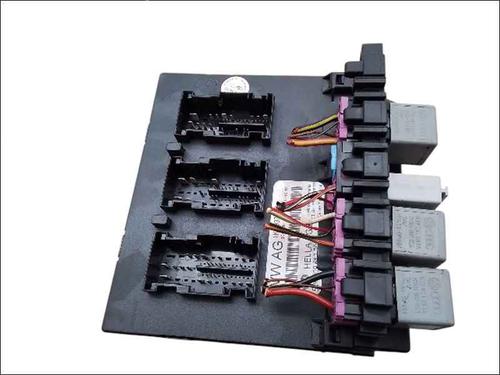 Used Fuse box SEAT LEON (1P1) 1.9 TDI (105 hp) 25012721