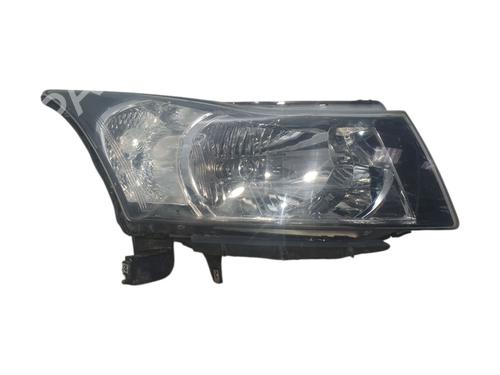 Used Right headlight CHEVROLET CRUZE Hatchback (J305) 1.6 (124 hp) 29413710
