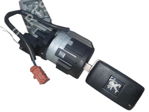 Used Ignition barrel PEUGEOT 307 (3A/C) 1.6 HDi 110 (109 hp) 31864982