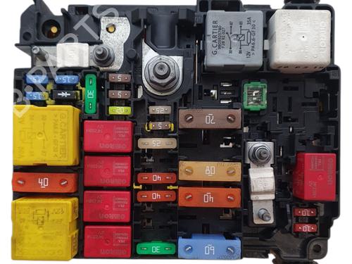 Used Fuse box PEUGEOT 3008 II SUV (MC_, MR_, MJ_, M4_) [2016-2025]  27855749