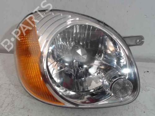 Used Right headlight HYUNDAI ATOS (MX) 1.0 i (58 hp) 24902194