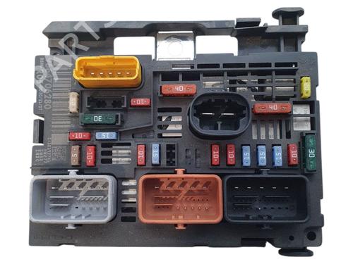 Used Fuse box PEUGEOT 308 I (4A_, 4C_) 1.6 HDi (90 hp) 28159184