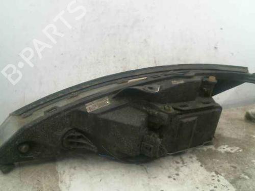 Right headlight FORD FOCUS I Saloon (DFW) 1.8 TDCi | BP25762420C29 