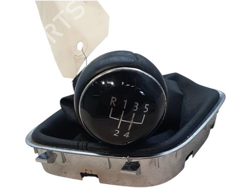 Used Shift knob Shift knob VW POLO V (6R1, 6C1) 1.2 TSI 16V (90 hp) 36572555 36572555