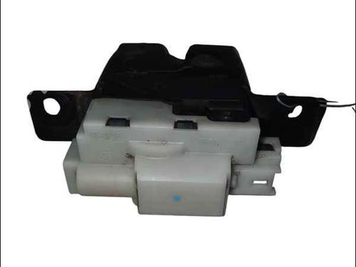 Used Tailgate lock RENAULT MEGANE II (BM0/1_, CM0/1_) 1.5 dCi (BM1F, CM1F) (86 hp) 24897650