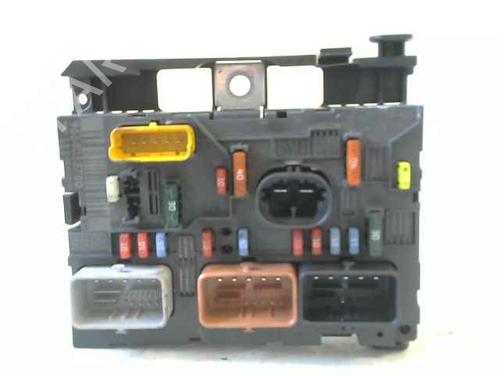 Used Fuse box PEUGEOT 307 SW (3H) 1.6 HDI 90 (90 hp) 24900239