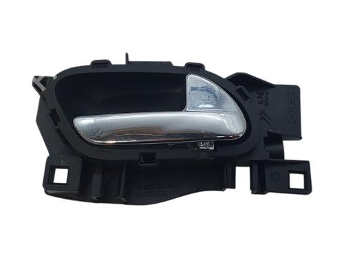 Used Front right interior door handle Front right interior door handle PEUGEOT 308 I (4A_, 4C_) 1.6 HDi (92 hp) 33330602 33330602