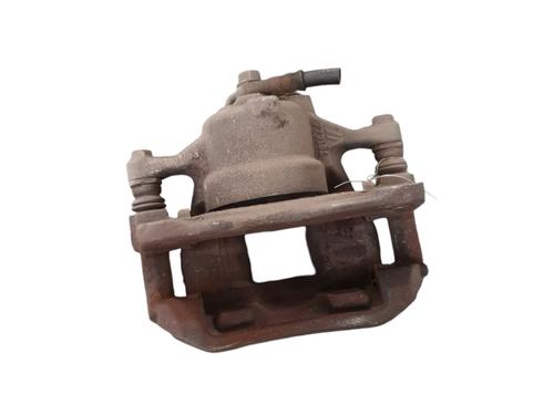 Used Right front brake caliper Right front brake caliper TOYOTA AURIS (_E18_) 1.6 D4-D (WWE185_) (112 hp) 40461964 40461964