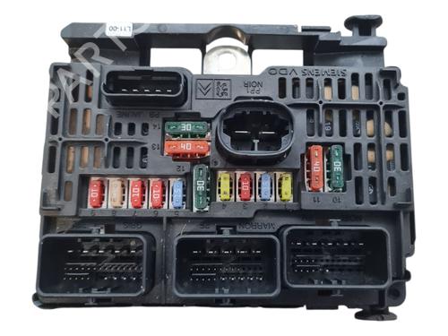 Caixa de fusíveis CITROËN C4 I (LC_) 1.6 HDi (90 hp) 30046533