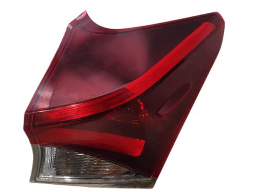Used Right taillight Right taillight TOYOTA AURIS (_E18_) 1.6 D4-D (WWE185_) (112 hp) 40272934 40272934