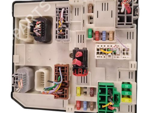 Used Fuse box RENAULT SCÉNIC III (JZ0/1_) 1.6 dCi (JZ00, JZ12) (130 hp) 28684987