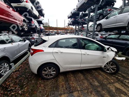 Antenne/Base HYUNDAI i30 (GD) 1.6 CRDi | BP37225002C140 - Image 3