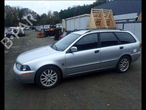 Front bumper VOLVO V40 Estate (645) 1.9 DI | BP24897105C7 