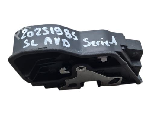 Front right lock BMW 1 (F20) 116 d | BP32398313C97