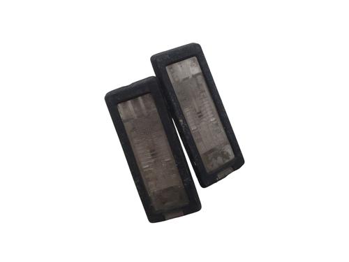Used Licence plate light RENAULT SCÉNIC II (JM0/1_) 1.9 dCi (JM0G, JM12, JM1G, JM2C) (120 hp) 32484879