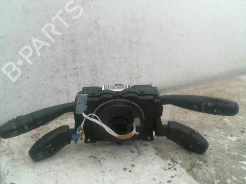 Used Headlight switch PEUGEOT 206+ (2L_, 2M_) 1.4 HDi eco 70 (68 hp) 25762516