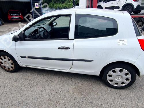 Fuse box RENAULT CLIO III Hatchback Van (SB_, SR_) 1.5 dCi | BP38626723E1 - Image 4