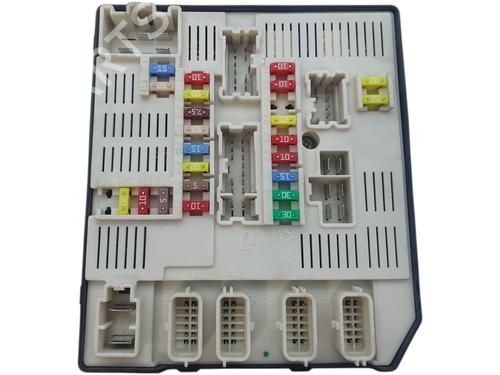 Used Fuse box Fuse box RENAULT MEGANE III Hatchback (BZ0/1_, B3_) 1.5 dCi (BZ0C) (90 hp) 36343137 36343137
