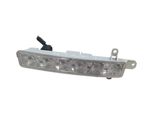 Used Left daytime light Left daytime light 37249307 37249307