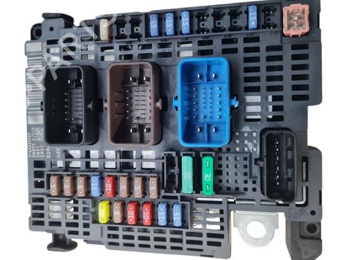 Used Fuse box PEUGEOT 308 II (LB_, LP_, LW_, LH_, L3_) 1.6 HDi 100 (99 hp) 29379602