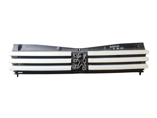 Used Grille Grille 39212096 39212096