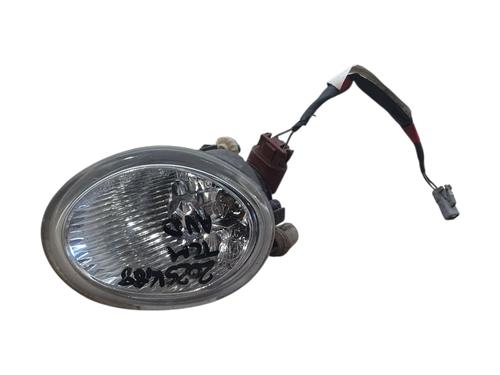 Feu de brouillard avant droit TOYOTA AVENSIS VERSO (_M2_) 2.0 VVT-i (ACM20_, ACM20R) (150 hp) 30722879