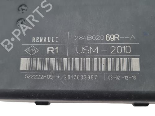 Fuse box RENAULT MEGANE III Hatchback (BZ0/1_, B3_) 1.5 dCi (BZ09, BZ0D, BZ1W, BZ29, BZ14) | BP33030652E1 - Image 3