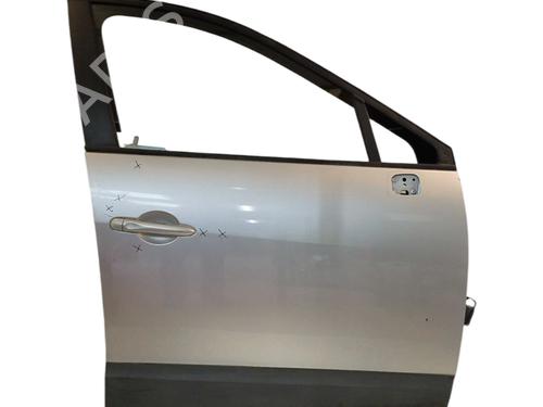Used Right front door RENAULT SCÉNIC III (JZ0/1_) 1.5 dCi (106 hp) 29083264