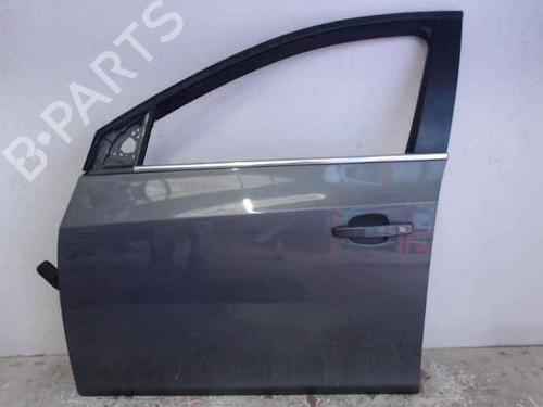 Used Left front door CHEVROLET CRUZE Hatchback (J305) [2010-2025]  24906543